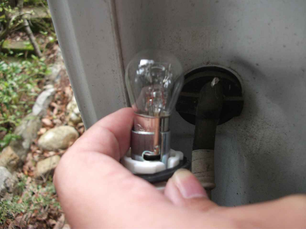 電球を交換する
